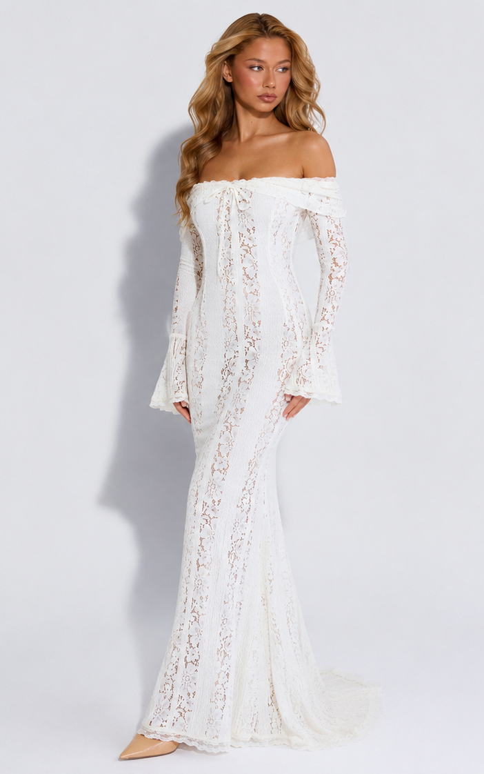 Abito Maxi in Pizzo Etereo