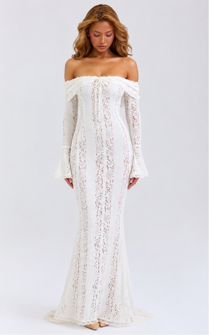 Abito Maxi in Pizzo Etereo
