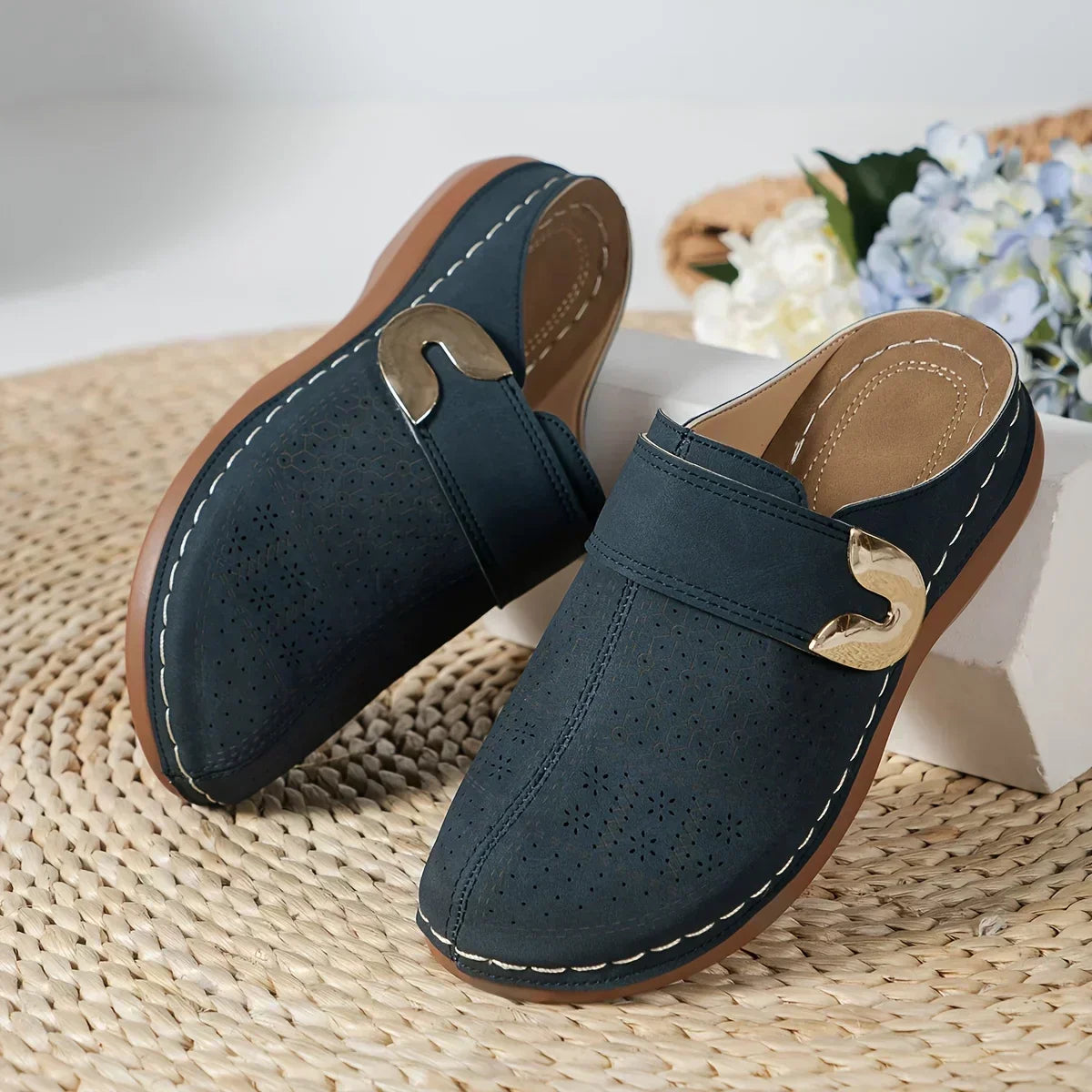Caprielle™ Sandali con zeppa chic