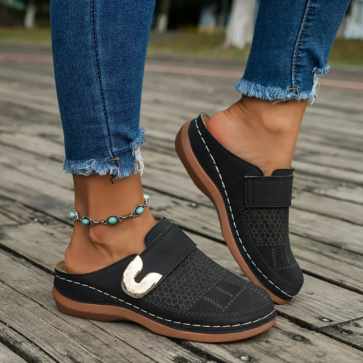 Caprielle™ Sandali con zeppa chic