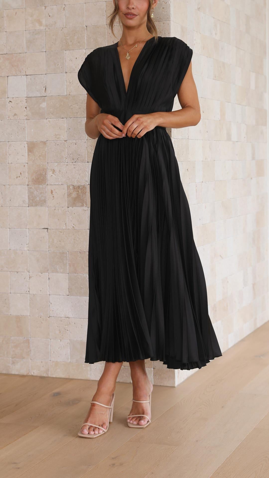 Isla | Elegantly Pleated Dress
