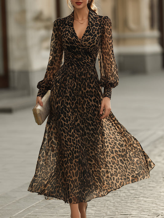 Abito Midi Avvolgente con Stampa Leopardata e Maniche Lunghe