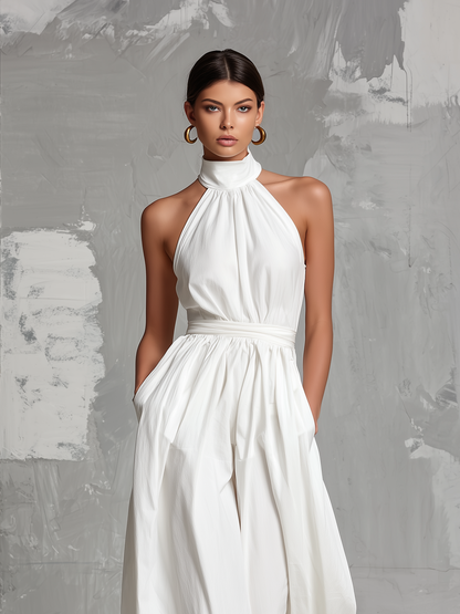Combinación elegante blanca tejida, sin mangas, con cuello halter