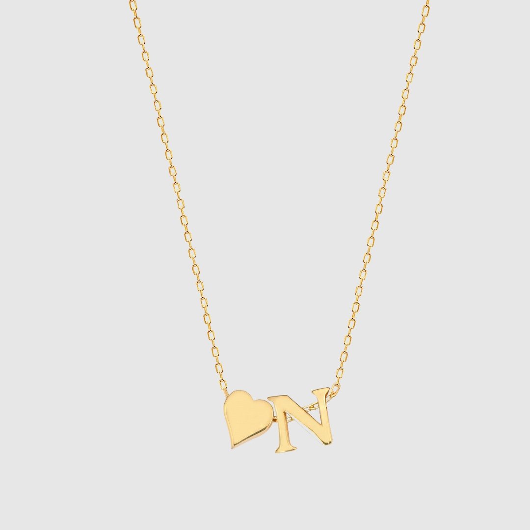 Collana con lettere a forma di cuore