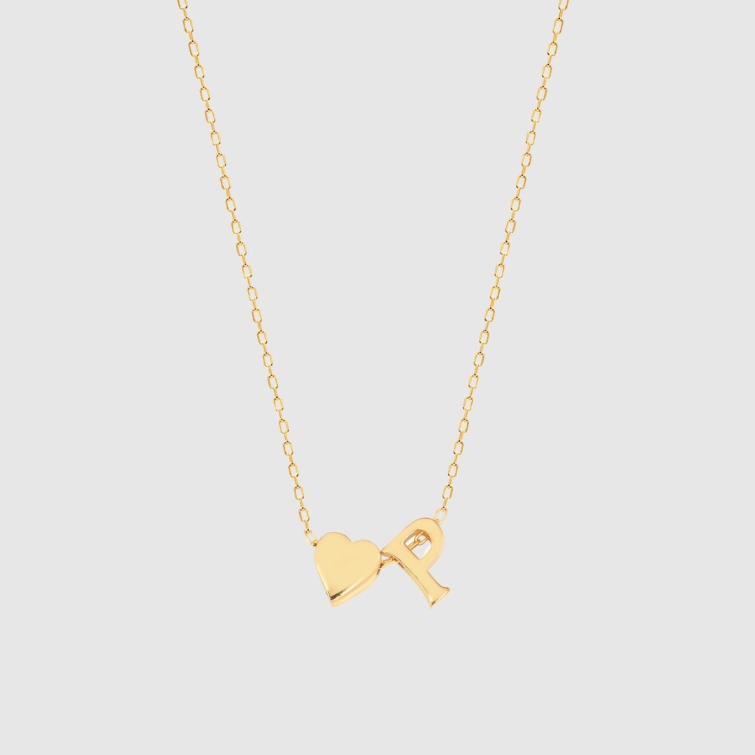 Collana con lettere a forma di cuore