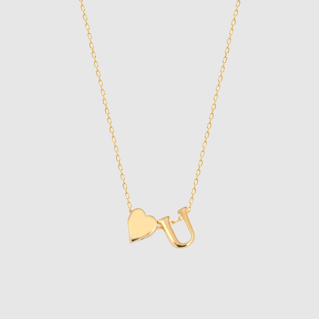 Collana con lettere a forma di cuore