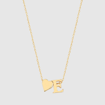 Collana con lettere a forma di cuore