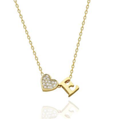Collana con lettere in zirconia a forma di cuore