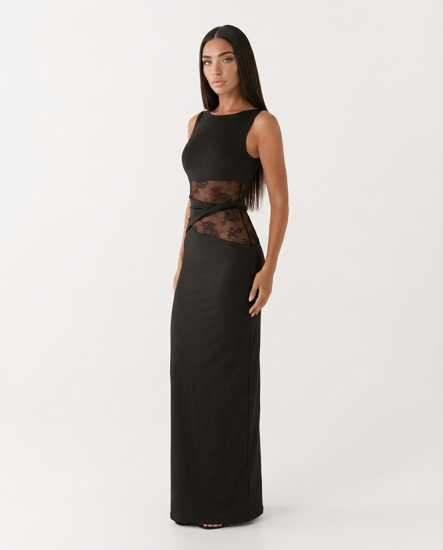 Maxi Abito in Pizzo Illusione