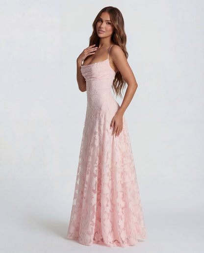 Sofia | Abito Maxi in Pizzo Floreale con Spalline a Spaghetti e Scollo Dritto