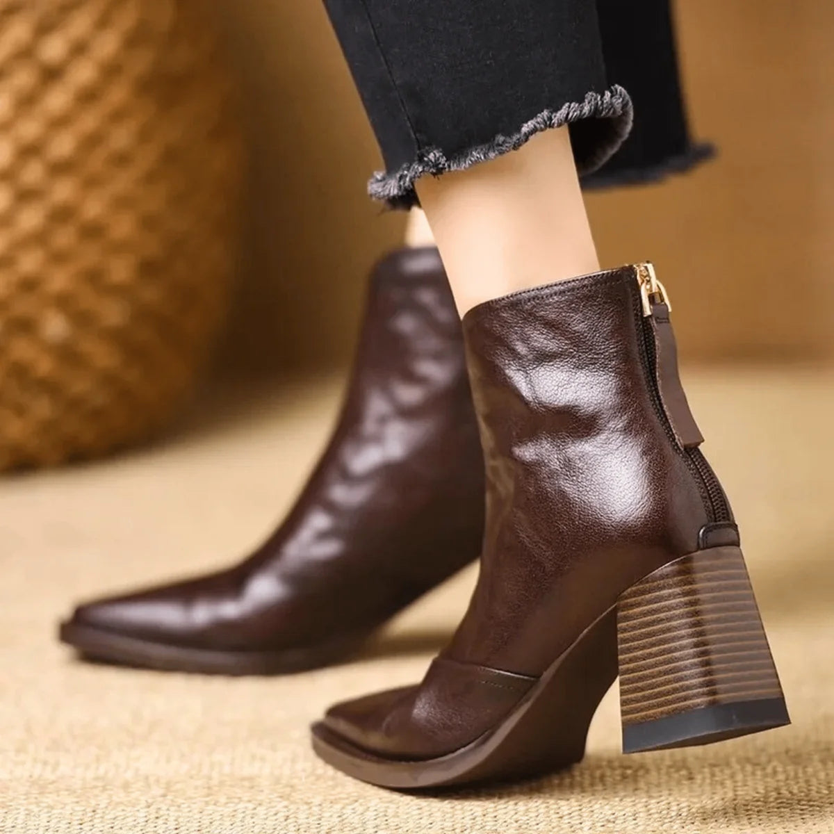 Norina stivaletti marroni con zip