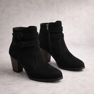 Bella – Stivaletti in Camoscio Nero